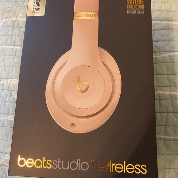 Brand new beats 3 studio wireless - Picture 3 of 6